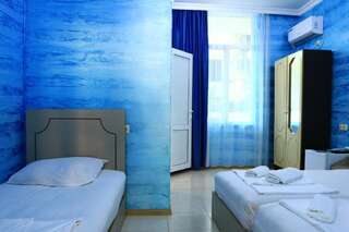 Апарт-отели Rainbow Rooms Apart Hotel Махинджаури Двухместный номер Делюкс с 1 кроватью или 2 отдельными кроватями и балконом-8